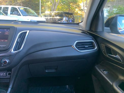 Used 2024 Chevrolet Equinox LT image 17