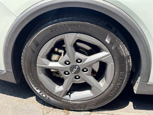 Used 2025 Kia K4 FWD image 29