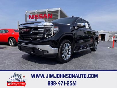 Used 2023 GMC Sierra 1500 SLT w/ SLT Convenience Package