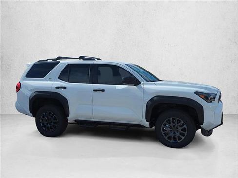 Certified 2025 Toyota 4Runner SR5 image 4