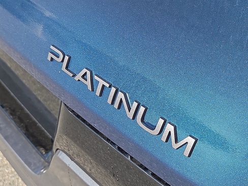 New 2026 Nissan Murano Platinum image 8