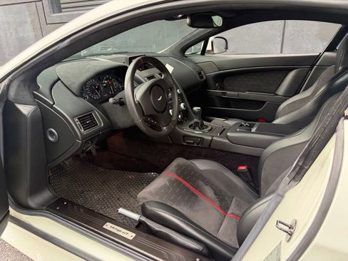 Used 2015 Aston Martin V8 Vantage GT RWD image 15