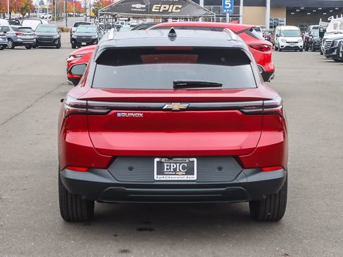 New 2026 Chevrolet Equinox EV LT image 3