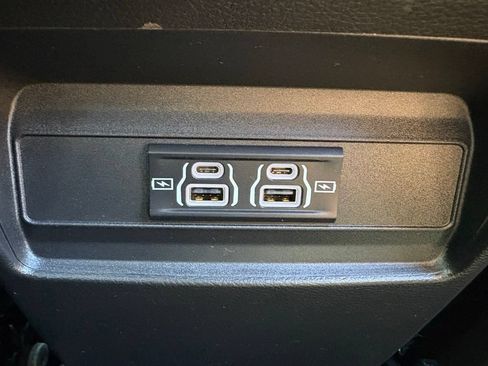 Used 2025 Jeep Grand Cherokee Laredo X AWD/4WD image 39