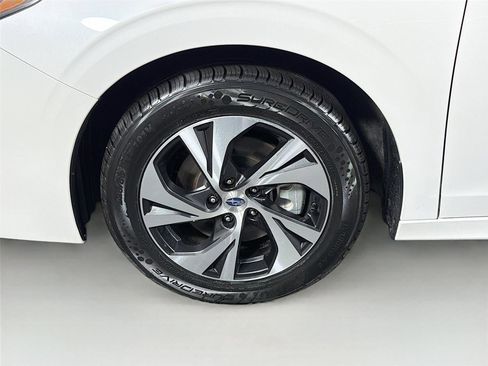 Certified 2025 Subaru Legacy Premium AWD/4WD image 30