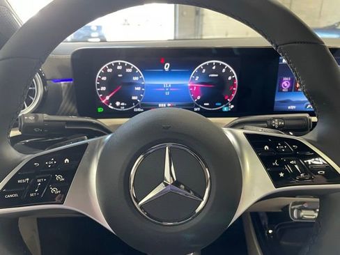 New 2025 Mercedes-Benz CLA 250 4MATIC image 23