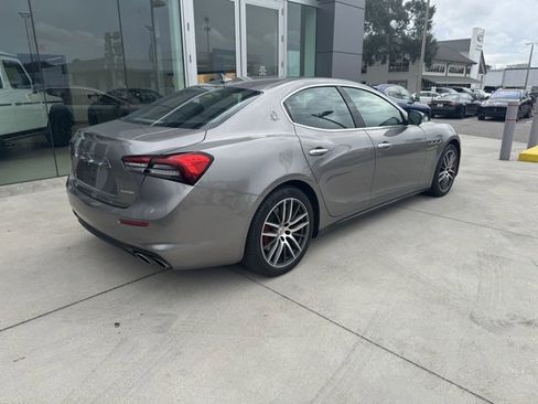 Used 2021 Maserati Ghibli S image 4