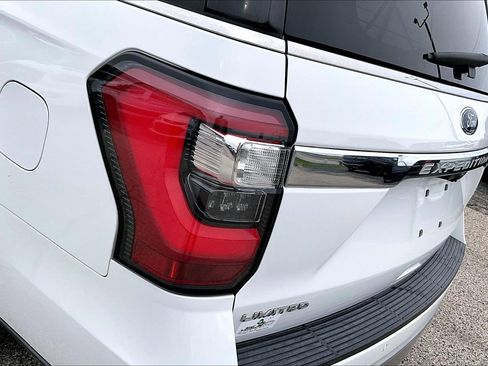 Used 2019 Ford Expedition Max Limited RWD image 29