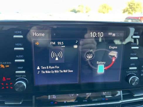 Used 2022 Toyota Sienna XLE image 15