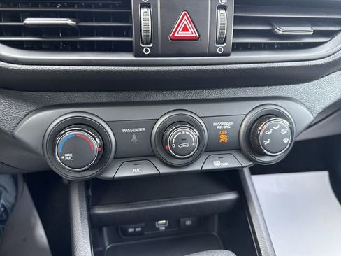 Used 2024 Kia Forte LXS w/ LXS Technology Package image 18