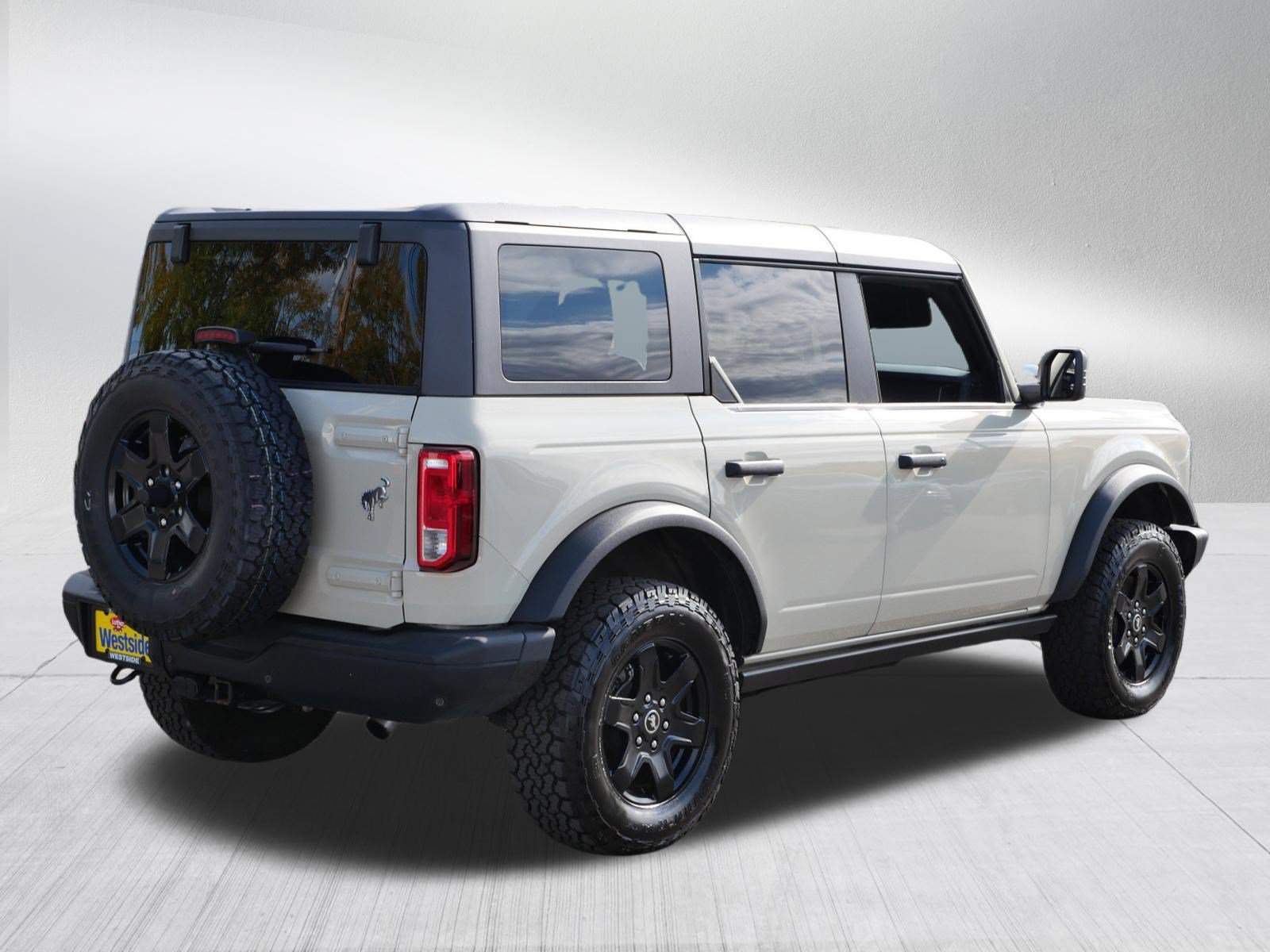 Used 2025 Ford Bronco Big Bend w/ Black Diamond Package AWD/4WD image 7