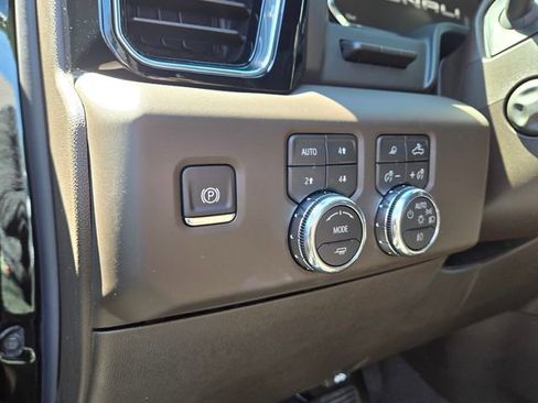 New 2026 GMC Sierra 1500 Denali AWD/4WD image 10