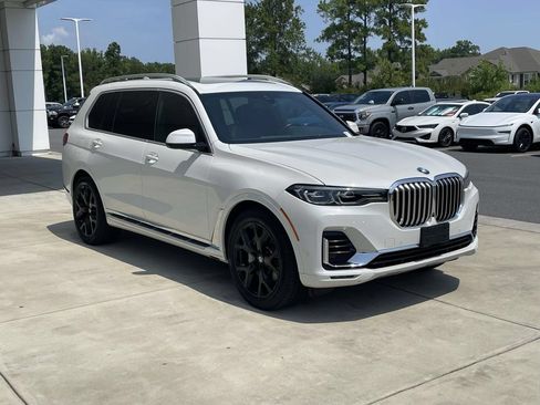 Used 2020 BMW X7 xDrive40i w/ Executive Package AWD/4WD image 5