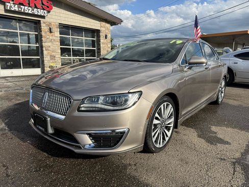 Used 2019 Lincoln MKZ Reserve w/ Luxury Package FWD image 9