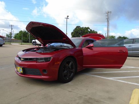 Used 2015 Chevrolet Camaro LT w/ RS Package RWD image 28