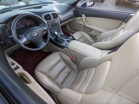 Used 2007 Chevrolet Corvette Convertible w/ Preferred Equipment Group image 28