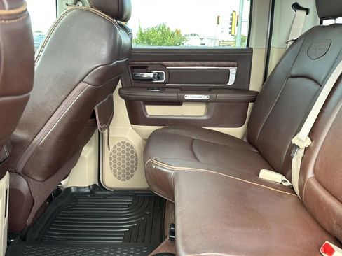 Used 2015 RAM 3500 Laramie Longhorn w/ Convenience Group AWD/4WD image 45