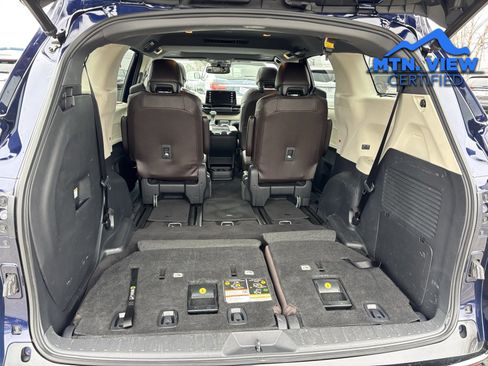 Used 2021 Toyota Sienna Platinum image 21