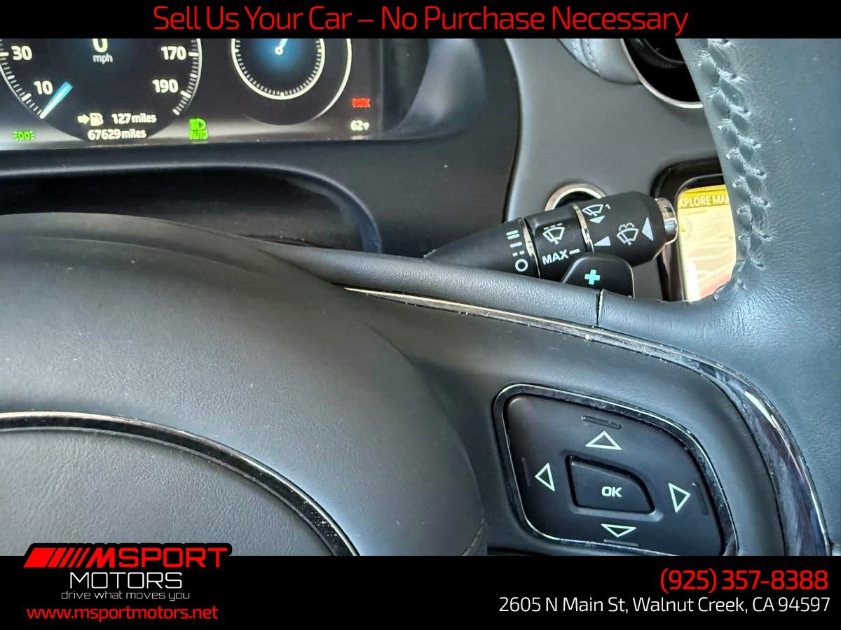 Used 2019 Jaguar XJ L Portfolio RWD image 31