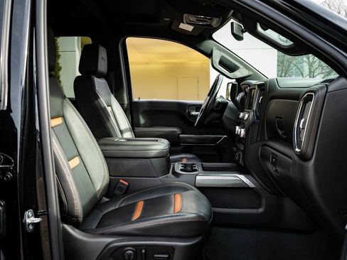 Used 2020 GMC Sierra 1500 AT4 w/ Off-Road Performance Package image 26