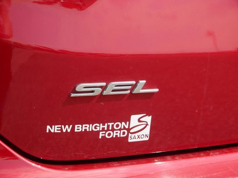 Used 2023 Ford Edge SEL w/ Sport Appearance Package AWD/4WD image 4