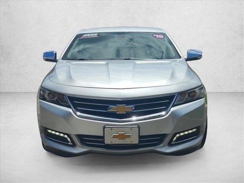 Used 2018 Chevrolet Impala Premier FWD image 2