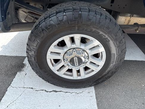 Used 2019 Ford F250 XL w/ STX Appearance Package image 19