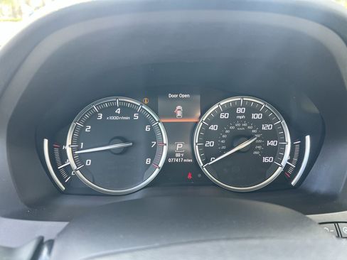 Used 2017 Acura MDX FWD w/ Tech & Entertainment image 12