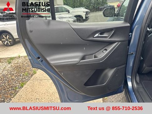 Used 2025 Chevrolet Equinox LT w/ Convenience Package II AWD/4WD image 28