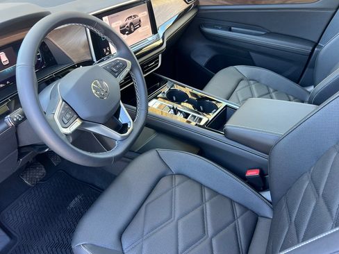 New 2026 Volkswagen Atlas SE AWD/4WD image 10