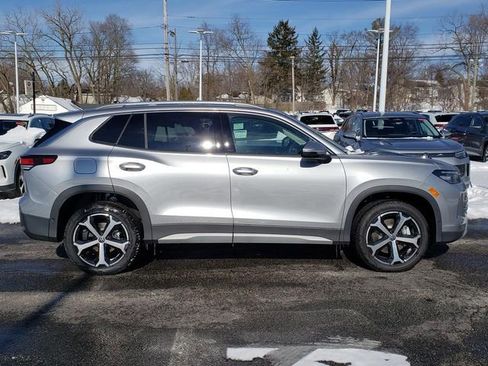 New 2026 Volkswagen Tiguan SE image 2