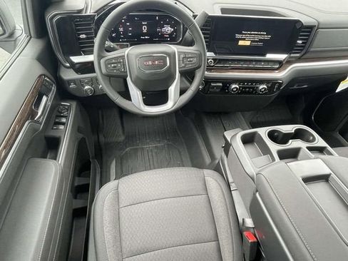 New 2026 GMC Sierra 1500 Elevation w/ Elevation Select Package AWD/4WD image 12