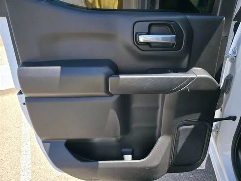 Used 2023 Chevrolet Silverado 1500 Custom Trail Boss AWD/4WD image 17