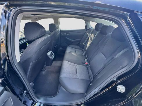 Used 2025 Honda Accord SE image 24