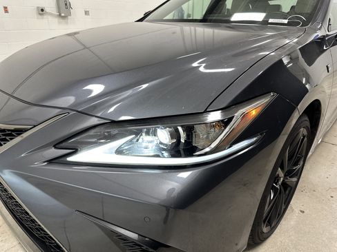 Used 2023 Lexus ES 350 F Sport w/ Accessory Package (Z1) FWD image 6