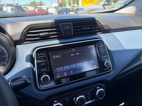 Used 2025 Nissan Versa SV FWD image 19