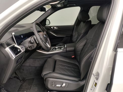 Used 2026 BMW X5 sDrive40i w/ Parking Assistance Package image 12