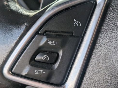 Certified 2020 Chevrolet Camaro LT RWD image 21