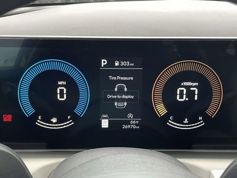 Certified 2025 Hyundai Tucson SEL FWD image 13