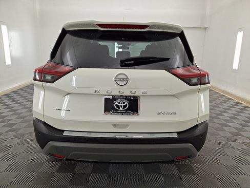 Used 2023 Nissan Rogue SV AWD/4WD image 22