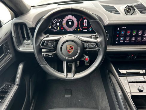 Certified 2024 Porsche Cayenne Turbo GT AWD/4WD image 16