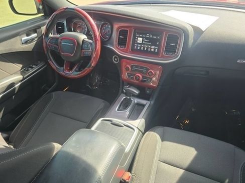 Used 2022 Dodge Charger SXT RWD image 28