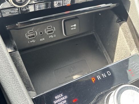 Certified 2021 Jeep Grand Cherokee L Overland w/ Luxury Tech Group IV AWD/4WD image 26