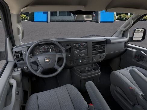 New 2025 Chevrolet Express 2500 image 15