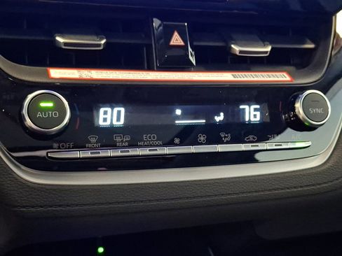 Used 2026 Toyota Corolla Cross XLE w/ Convenience Package image 16