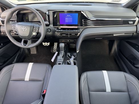 New 2026 Toyota Camry SE image 4