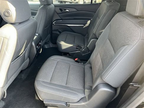 Certified 2025 Chevrolet Traverse LT image 22