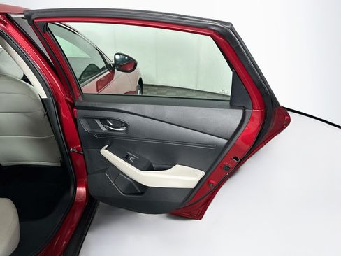 Used 2025 Honda Accord LX image 28