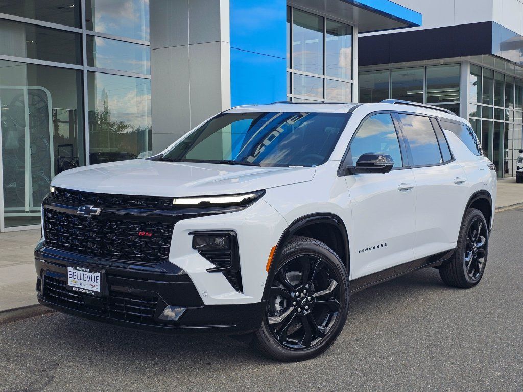 New 2027 Chevrolet Traverse RS AWD/4WD image 1