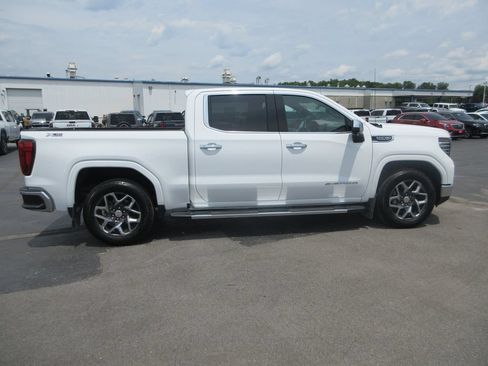 Certified 2024 GMC Sierra 1500 SLT w/ SLT Premium Plus Package AWD/4WD image 5
